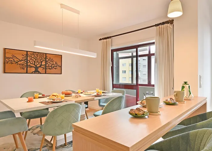 White Stripes House Of Music * פורטו