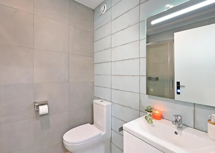 شقة White Stripes House Of Music *